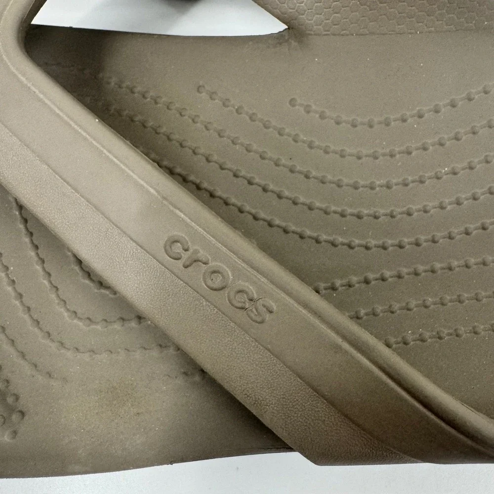 Crocs Classic‎ Flip Flop Sandals Mens tan Iconic Comfort Water Friendly Sz 13